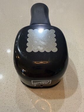 Stampin’ Up Paper Punch Postage Stamp Size